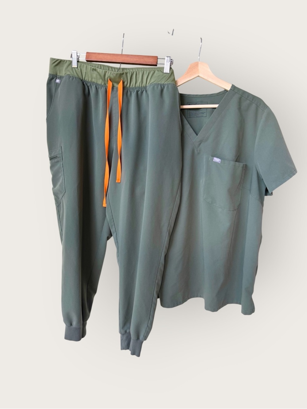 Figs SET Catarina Scrub Top and Zamora Jogger Bottoms (3XL) Moss Green
